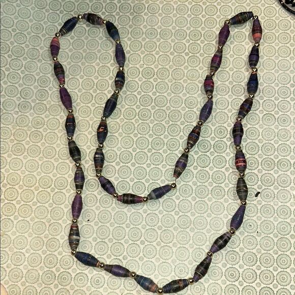 Elegant Purple Beaded Necklace - Picture 1 of 3